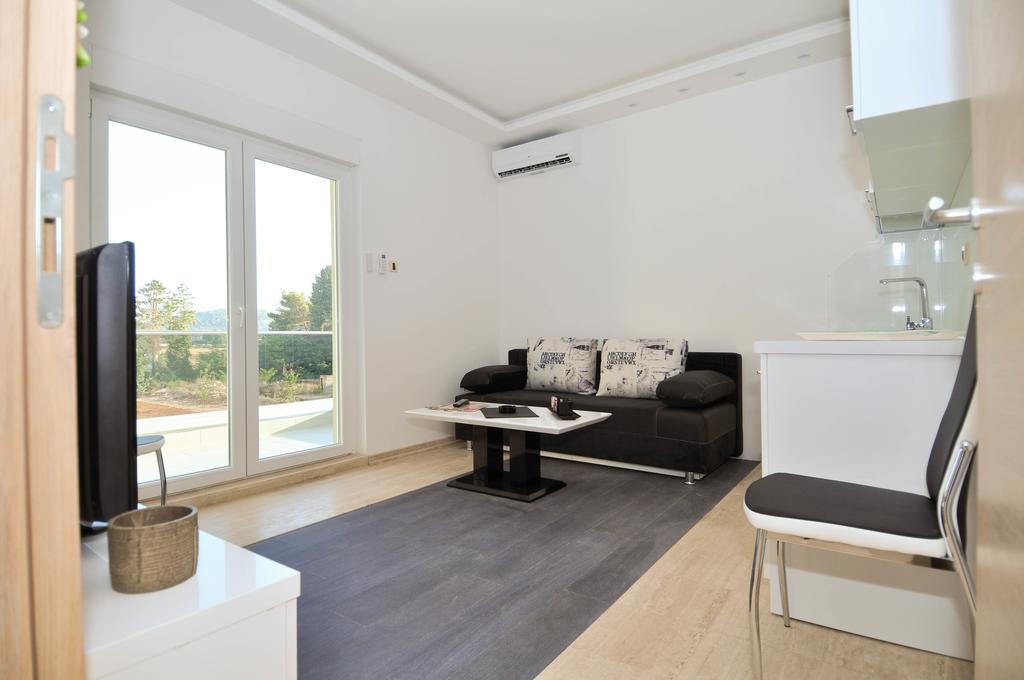 Aco Apartment Требинє Екстер'єр фото